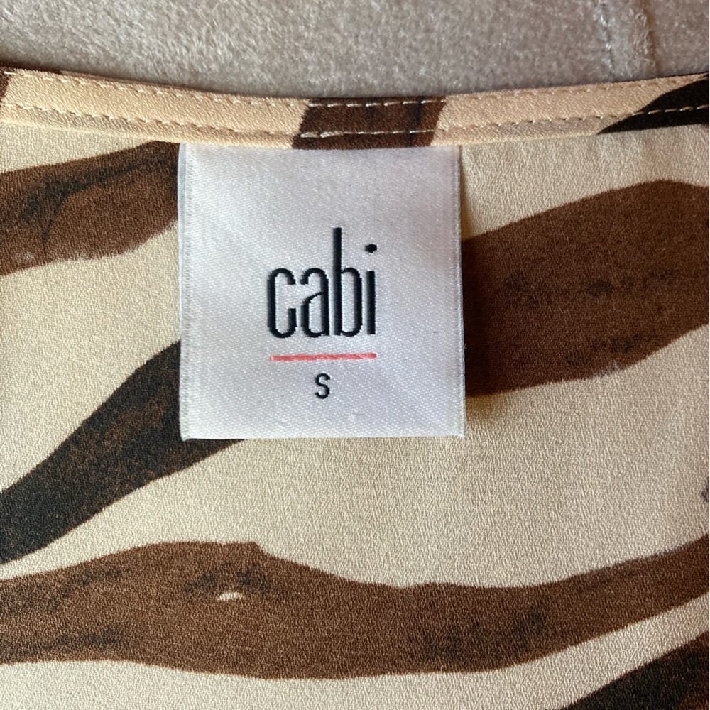 Cabi Animal Print Top With Flutter Sleeves, Size … - image 6